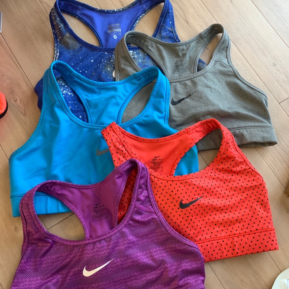 Set of 5 Nike Sports Bras